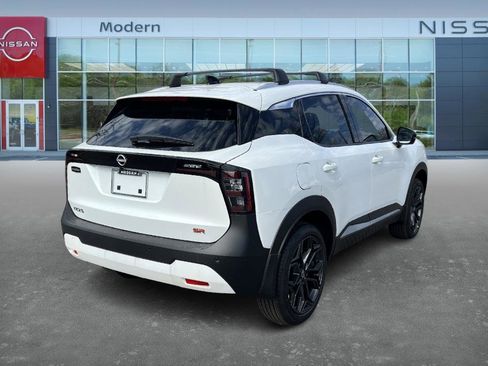 New 2026 Nissan Kicks SR image 5