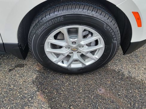 Used 2022 Chevrolet Equinox LT AWD/4WD image 15