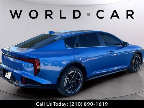New 2025 Kia K4 GT-Line Turbo w/ GT-Line Sunroof Package FWD image 7