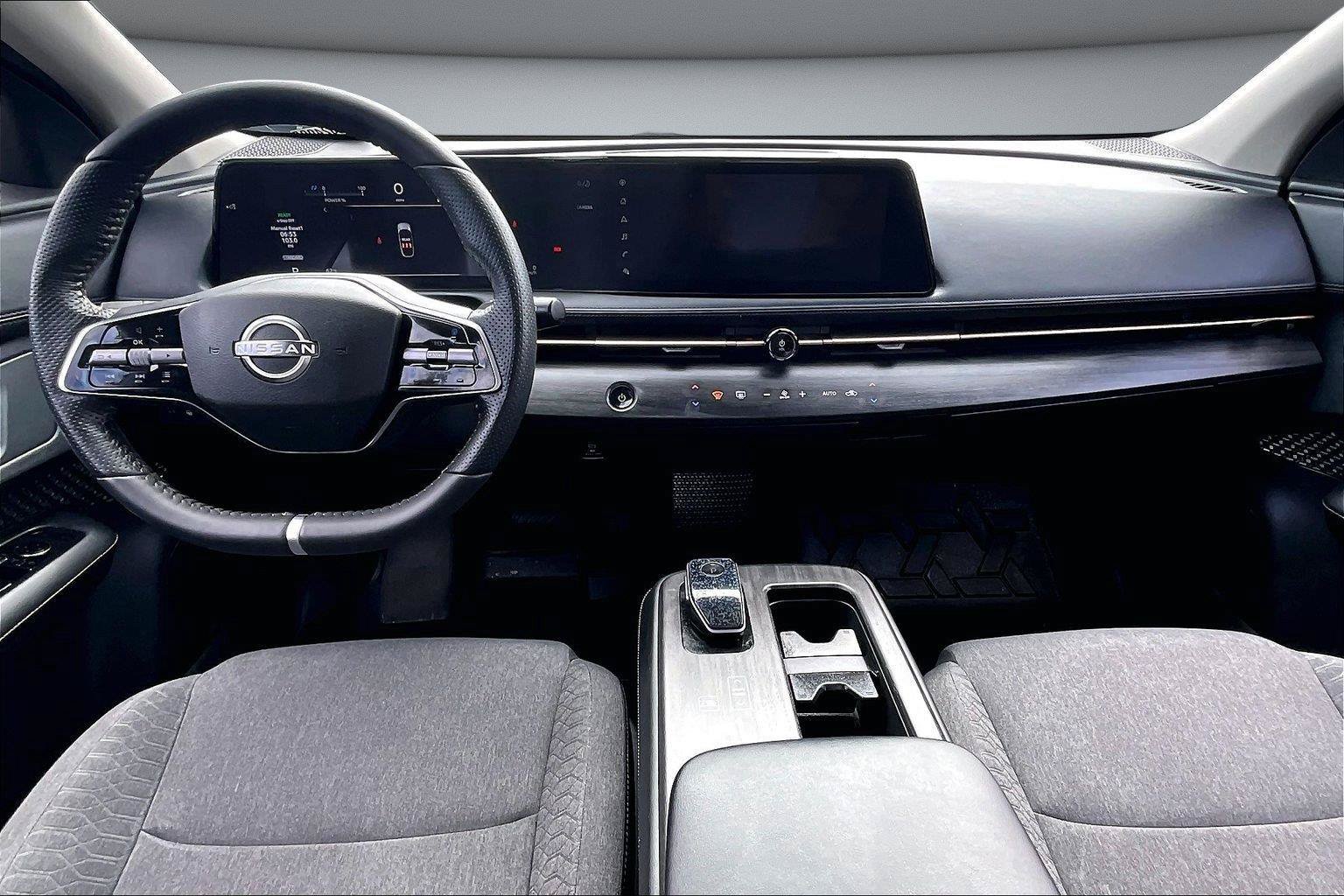 Used 2023 Nissan Ariya FWD image 8