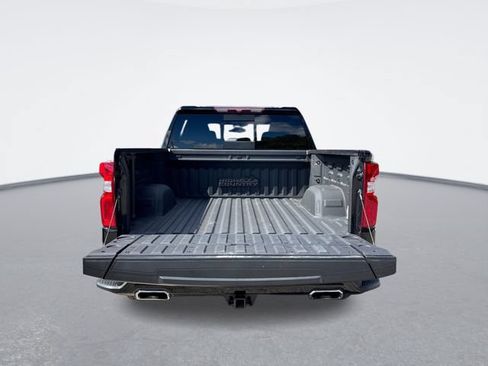 Used 2022 Chevrolet Silverado 1500 High Country w/ High Country Premium Package AWD/4WD image 24