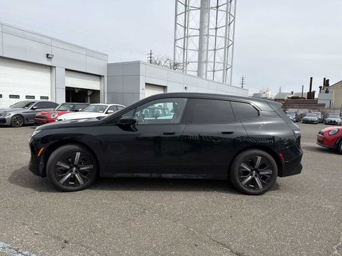 Used 2023 BMW iX xDrive50 w/ Sport Package image 4