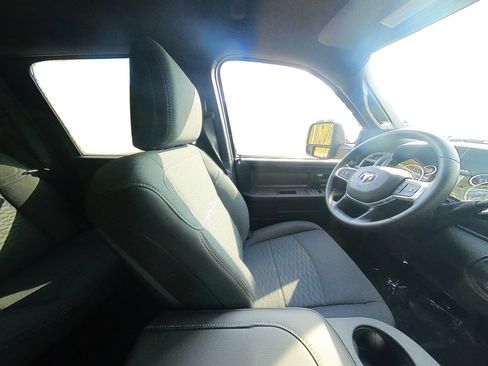 New 2026 RAM 2500 Tradesman image 43