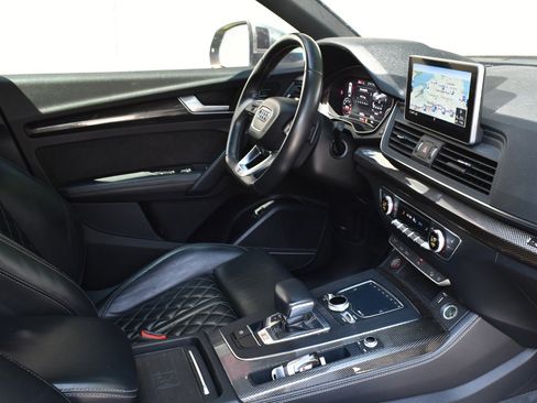 Used 2020 Audi SQ5 Premium Plus w/ Premium Plus Package AWD/4WD image 30