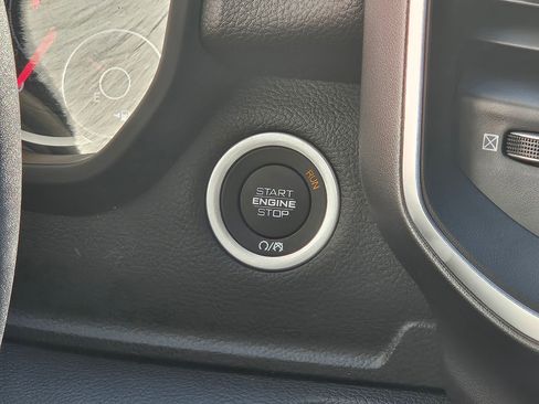 New 2026 RAM 1500 Big Horn AWD/4WD image 12