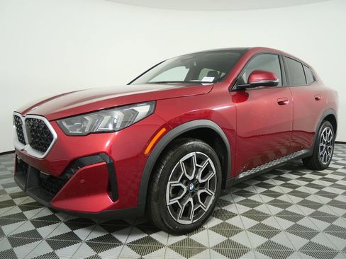 Used 2025 BMW X2 xDrive28i image 7
