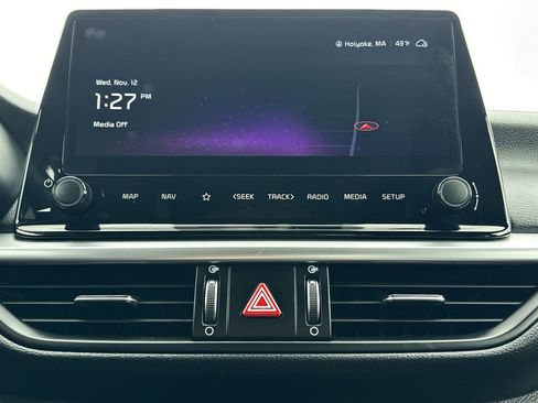 Used 2023 Kia Forte GT-Line w/ GT-Line Technology Package image 16