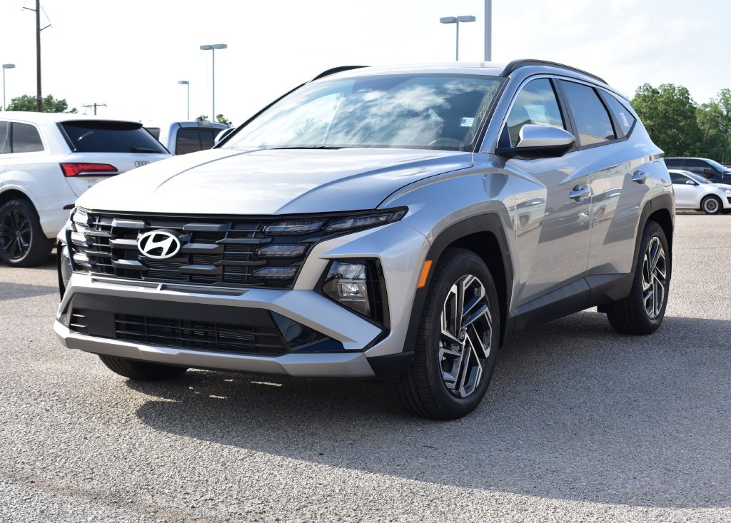 New 2026 Hyundai Tucson SEL Plus FWD image 1