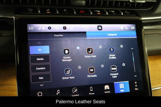 Used 2025 Jeep Grand Cherokee Summit AWD/4WD image 43