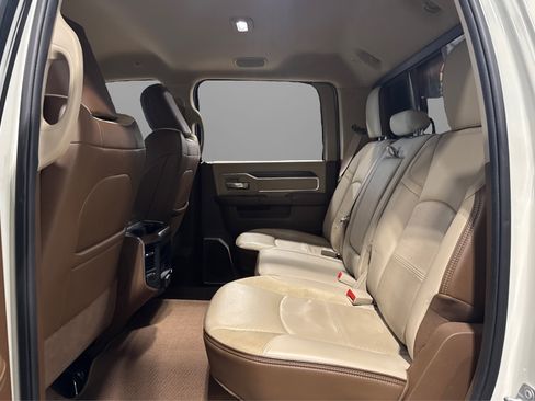 Used 2022 RAM 3500 Laramie AWD/4WD image 38