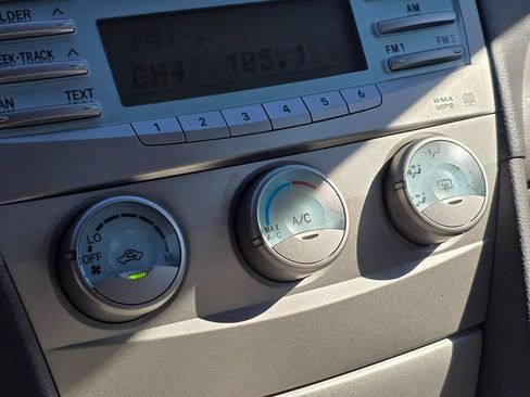 Used 2007 Toyota Camry LE image 38