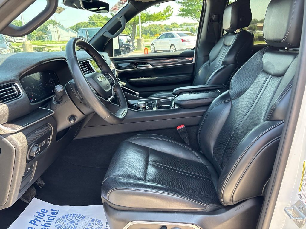 Used 2022 Jeep Wagoneer Series I w/ Convenience Group I AWD/4WD image 58