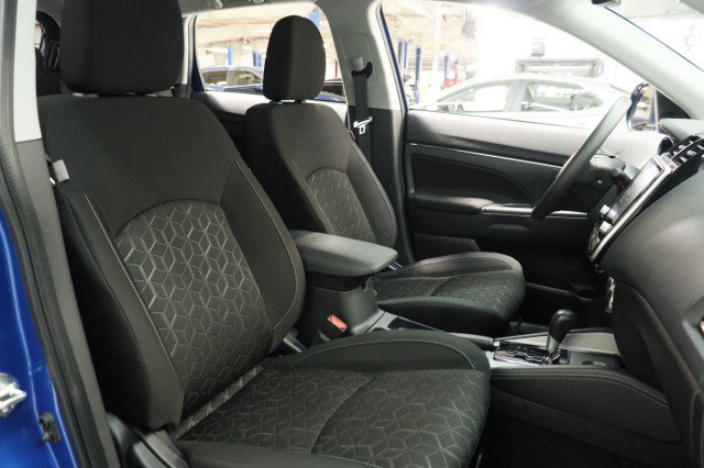 Used 2026 Mitsubishi Outlander Sport AWD image 23