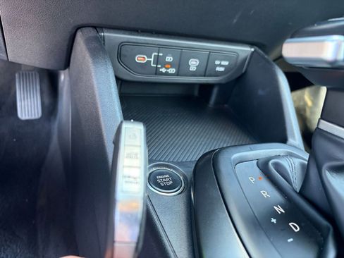 Used 2025 Kia K4 LXS image 23