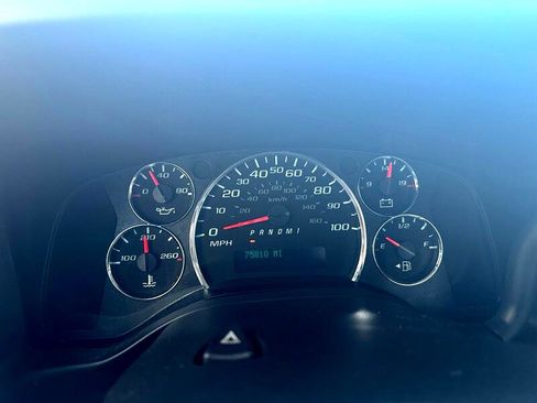 Used 2017 GMC Savana 3500 image 8