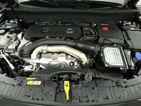 New 2026 Mercedes-Benz GLB 250 4MATIC image 30