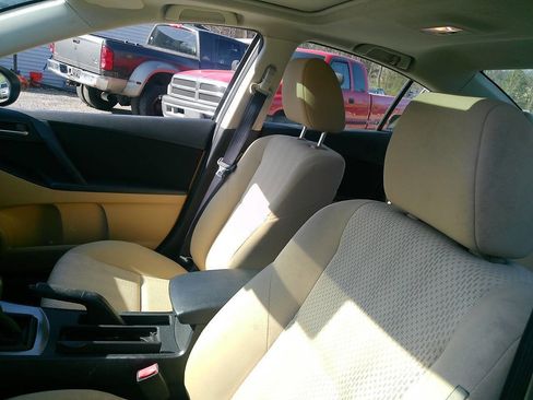 Used 2010 MAZDA MAZDA3 i Touring image 37