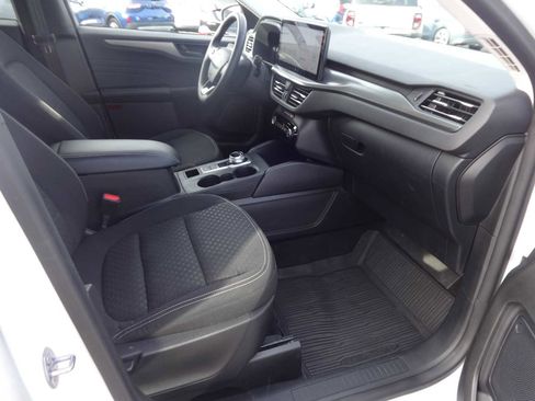Used 2023 Ford Escape Active w/ Tech Pack #1 image 12