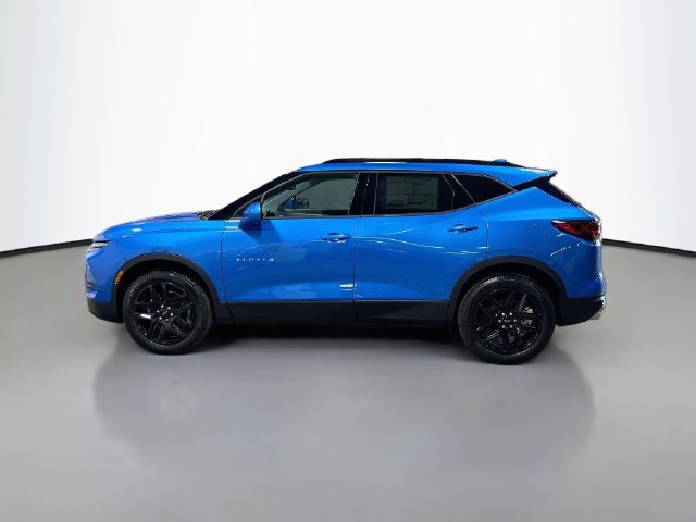 New 2026 Chevrolet Blazer LT w/ Convenience Package AWD/4WD image 11