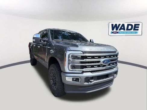 Used 2024 Ford F250 Platinum AWD/4WD image 3
