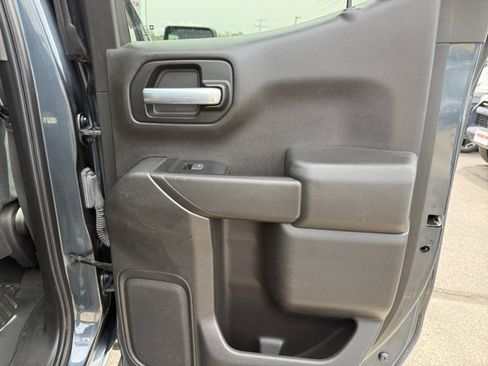 Used 2019 Chevrolet Silverado 1500 Custom w/ Custom Value Package AWD/4WD image 24