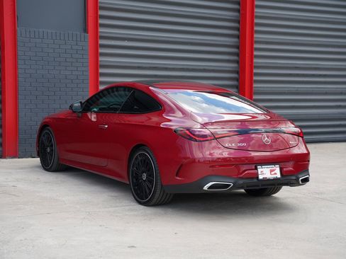 Used 2024 Mercedes-Benz CLE 300 4MATIC Coupe image 9