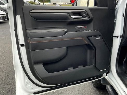 Used 2023 GMC Sierra 1500 AT4 w/ AT4 Preferred Package image 23