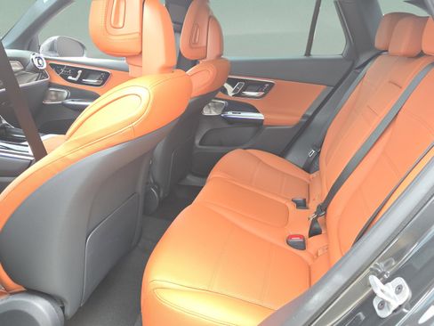 New 2026 Mercedes-Benz GLC 300 image 33