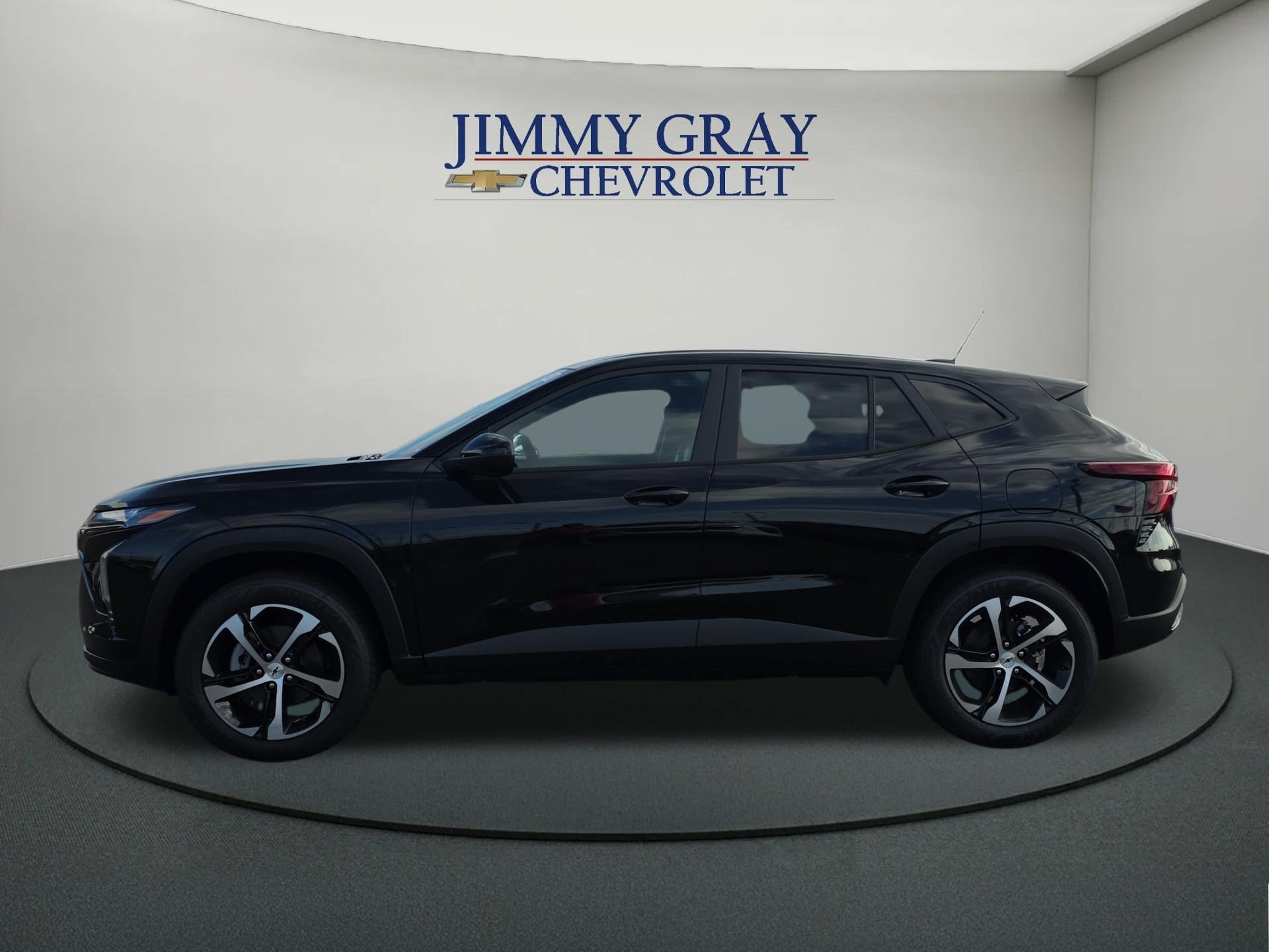 New 2026 Chevrolet Trax RS w/ Driver Confidence Package FWD image 2