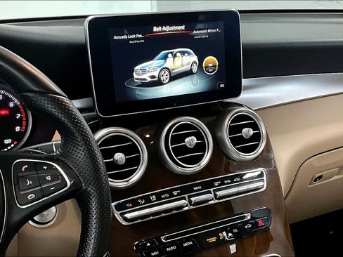 Used 2016 Mercedes-Benz GLC 300 4MATIC image 14