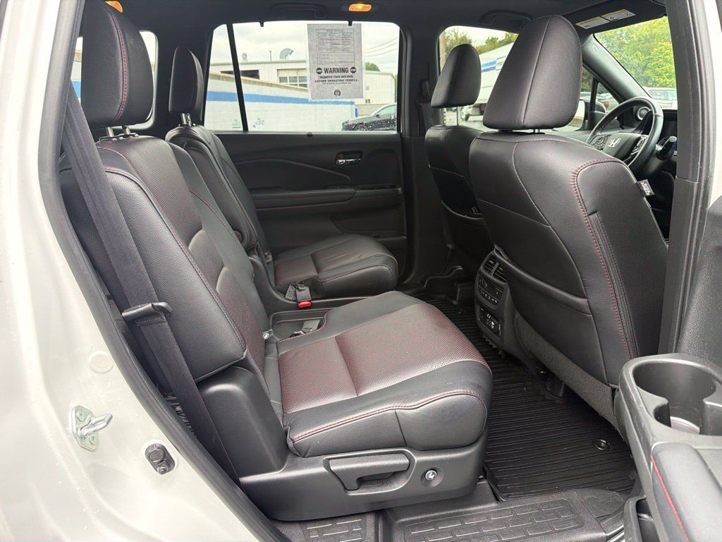 Used 2021 Honda Pilot Black Edition image 24