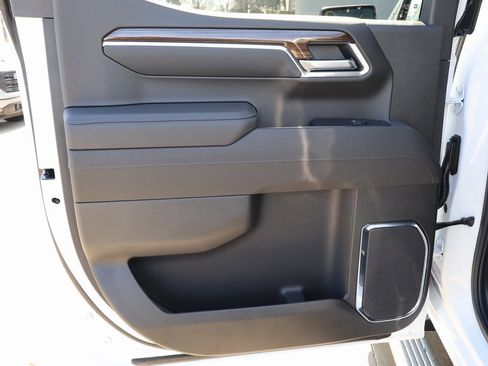 New 2026 Chevrolet Silverado 1500 LT Trail Boss w/ Convenience Package II image 26