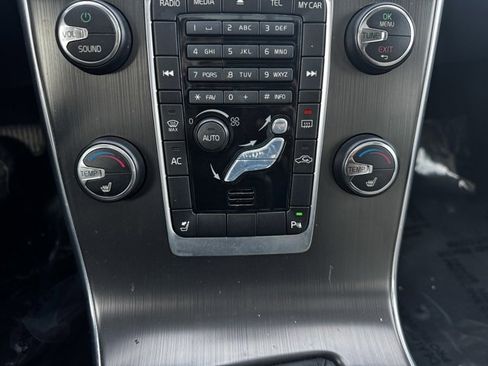 Used 2013 Volvo S60 T5 image 13