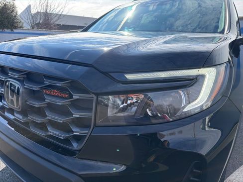 Certified 2022 Honda Passport TrailSport image 9