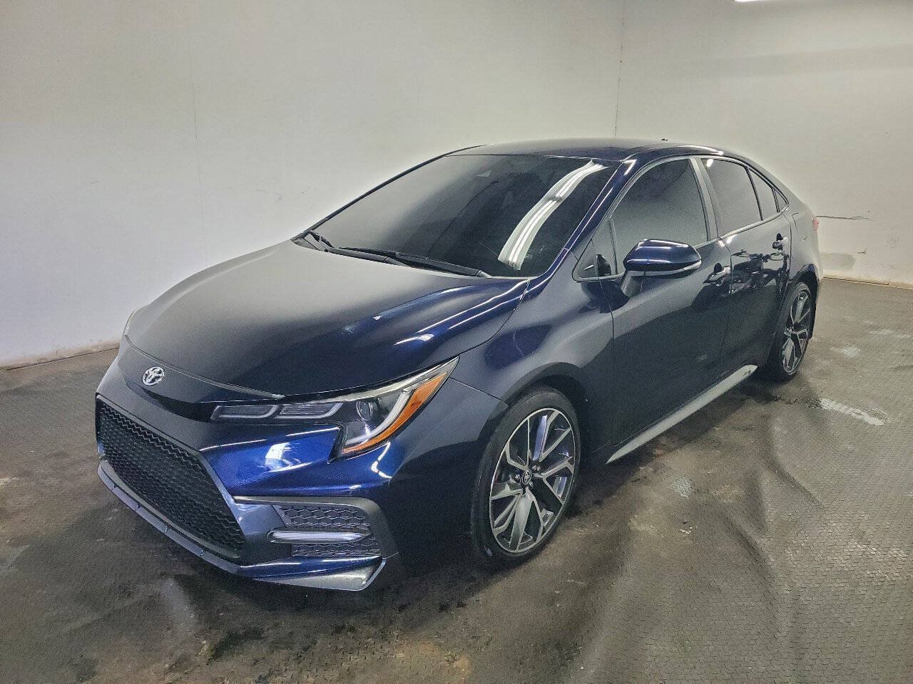 Used 2020 Toyota Corolla SE FWD image 1