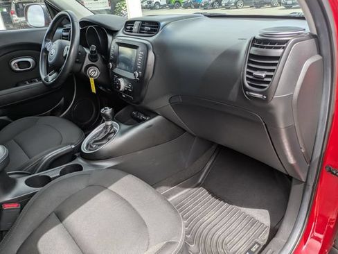 Used 2019 Kia Soul + FWD image 22
