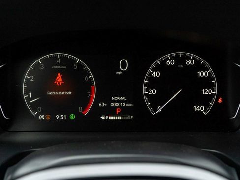 New 2025 Honda Pilot Touring image 28