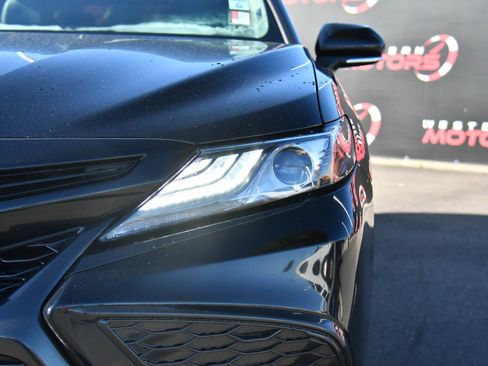 Used 2024 Toyota Camry XSE image 11