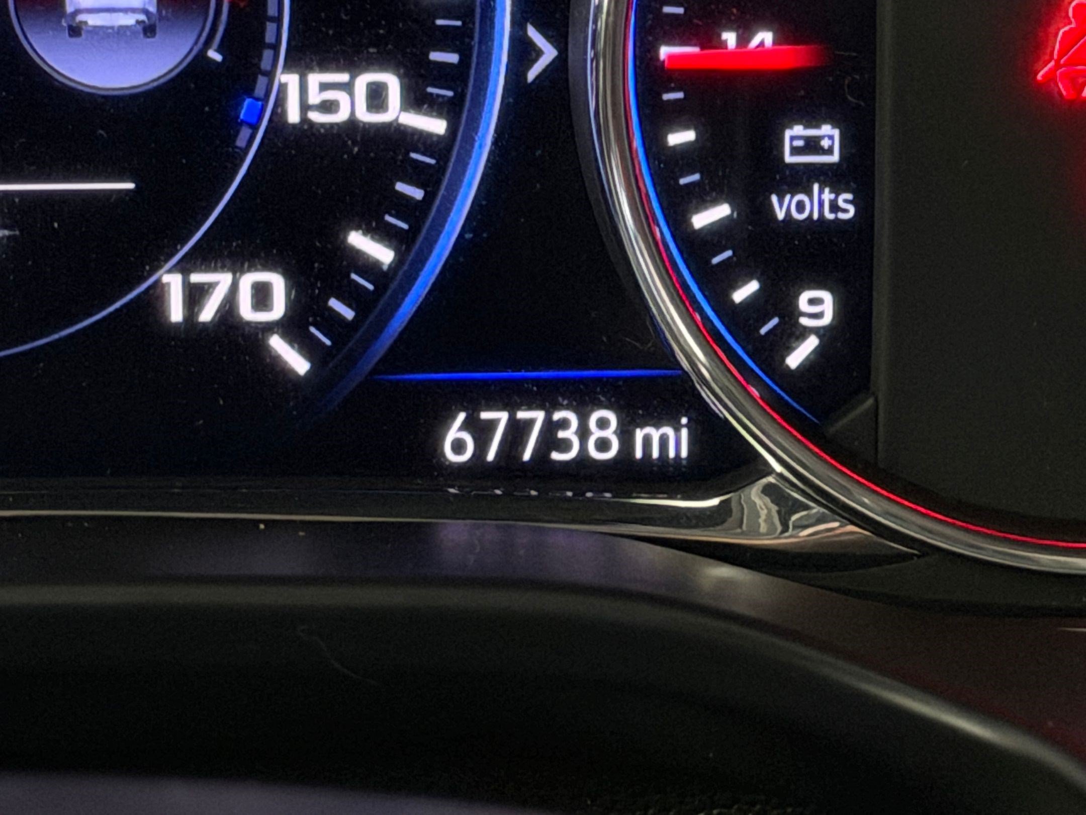 Used 2022 GMC Acadia AT4 w/ Technology Package AWD/4WD image 21