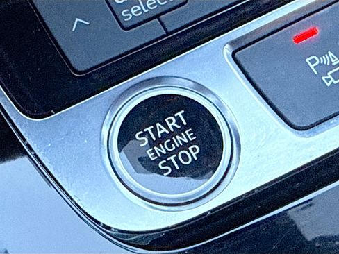 Used 2025 Audi Q7 2.0T Premium image 35