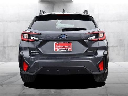 Used 2024 Subaru Crosstrek 2.0i Premium image 6