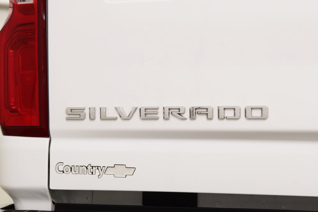 Used 2024 Chevrolet Silverado 2500 ZR2 w/ Technology Package AWD/4WD image 24