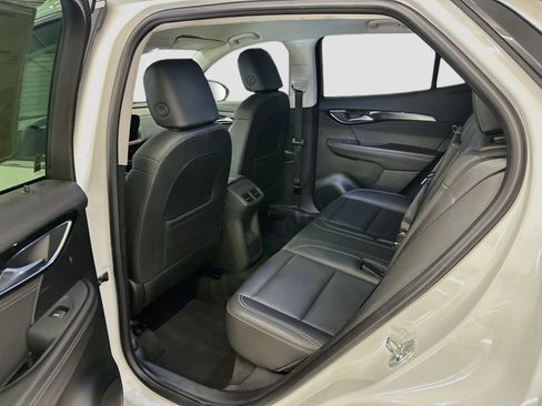 Used 2024 Buick Envision Preferred AWD/4WD image 28