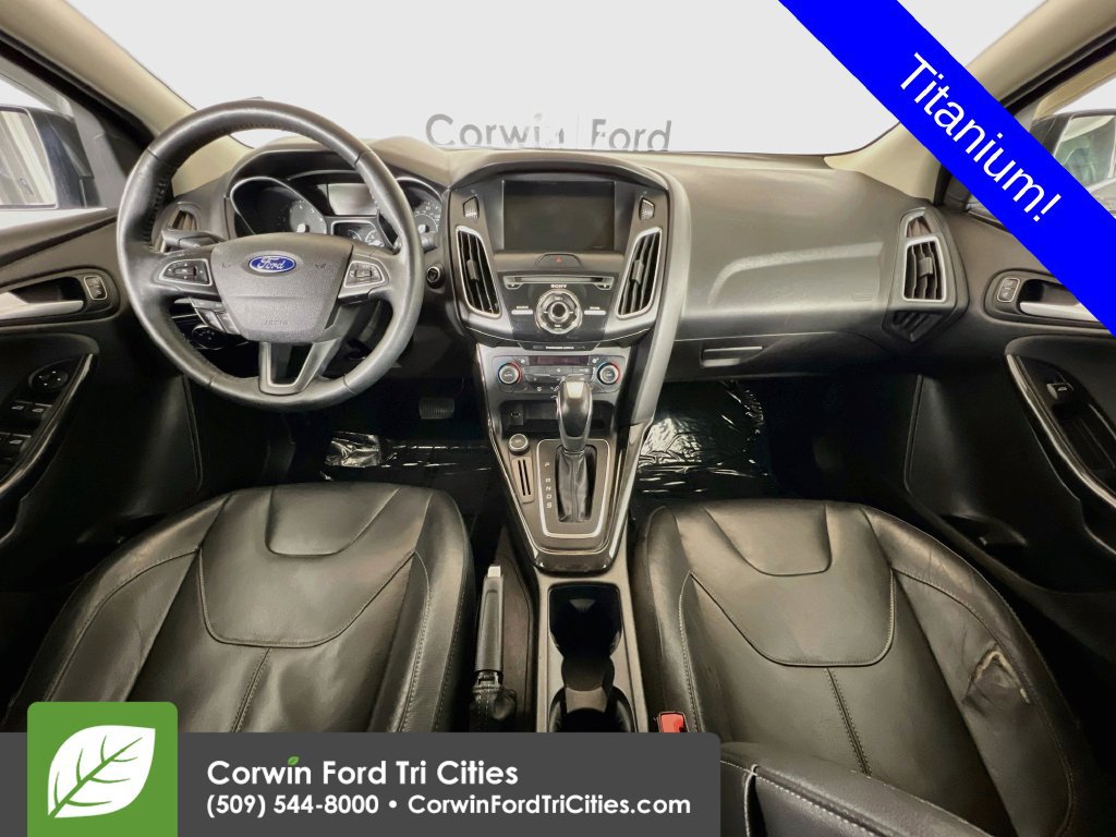 Used 2015 Ford Focus Titanium FWD image 6