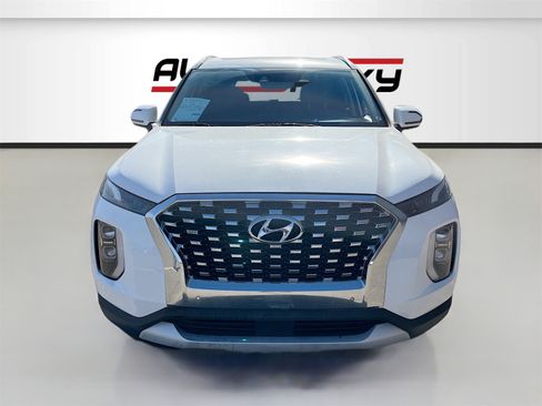 Used 2022 Hyundai Palisade SEL w/ Cargo Package image 2