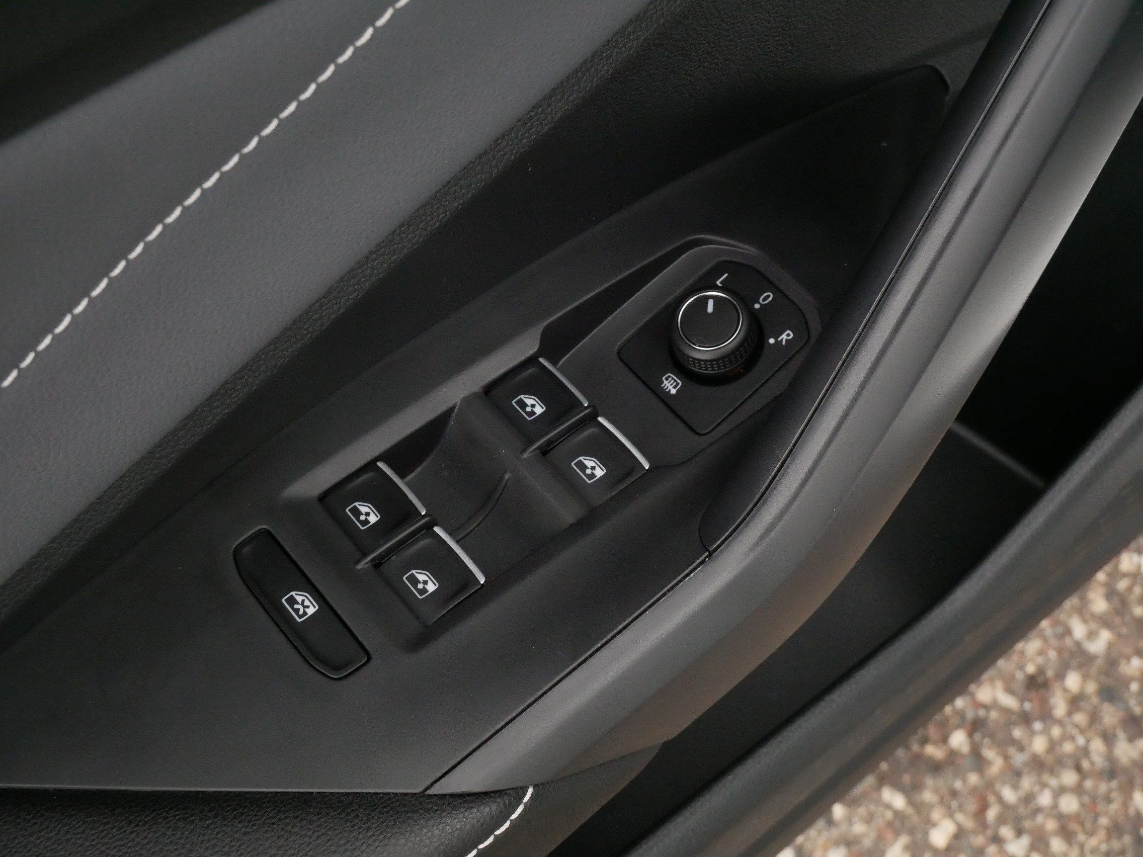 Certified 2026 Volkswagen Jetta SEL FWD image 19