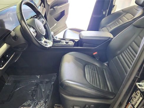 Used 2023 Kia Sportage SX image 23