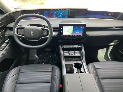 New 2026 Lincoln Nautilus Reserve image 20