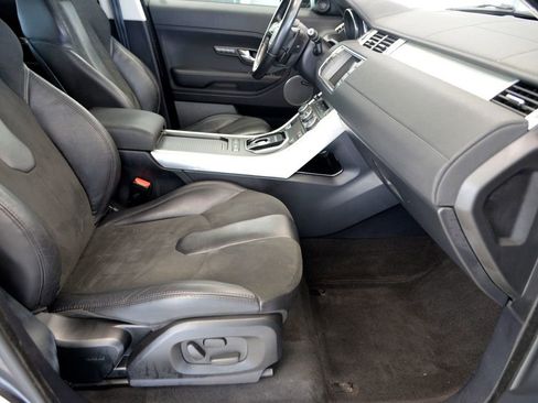 Used 2015 Land Rover Range Rover Evoque Pure image 29
