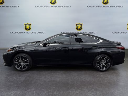 Used 2024 Lexus ES 300h w/ Premium Package FWD image 2